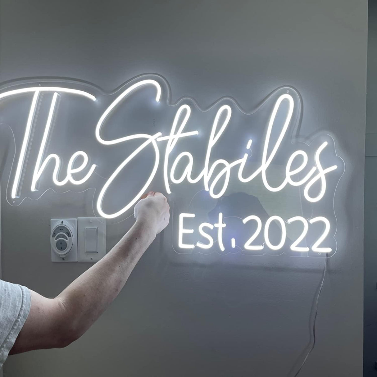 Custom Neon Signs, Handmade Personalised Neon Lights Sign for Wall Decor/Bedroom/Birthday Gift/weddings/events/business logo (40inch, 2LINE)