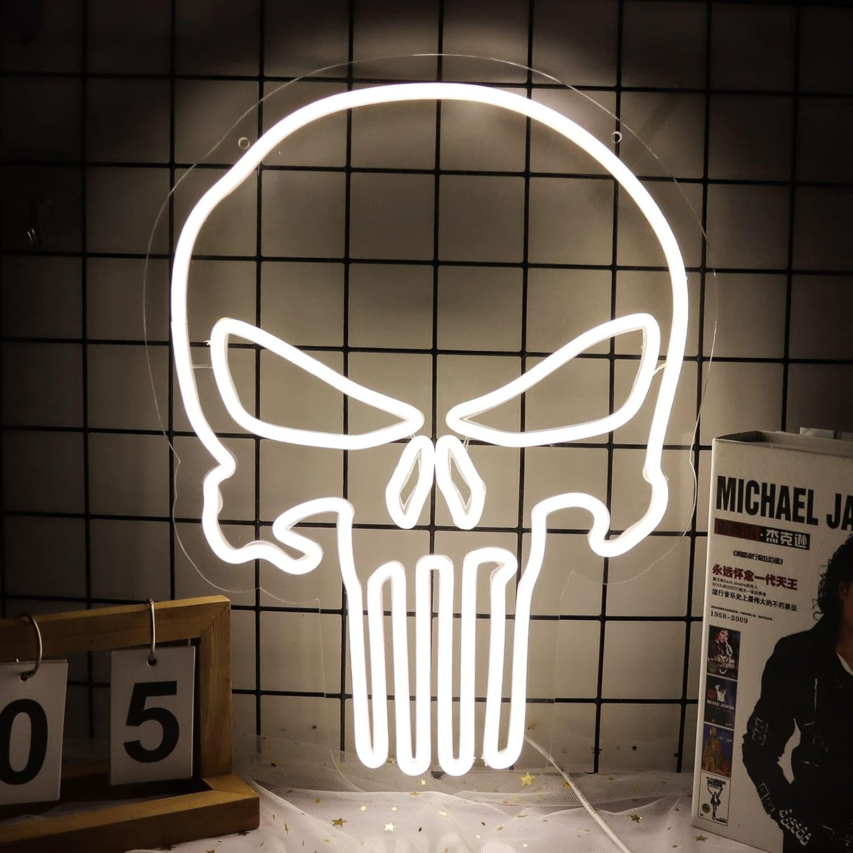 Crs Light Neon Signs 17 * 11 Inch(Azure+Red+White) + Punisher Skull Neon Signs 16.5 * 13 Inch(White)
