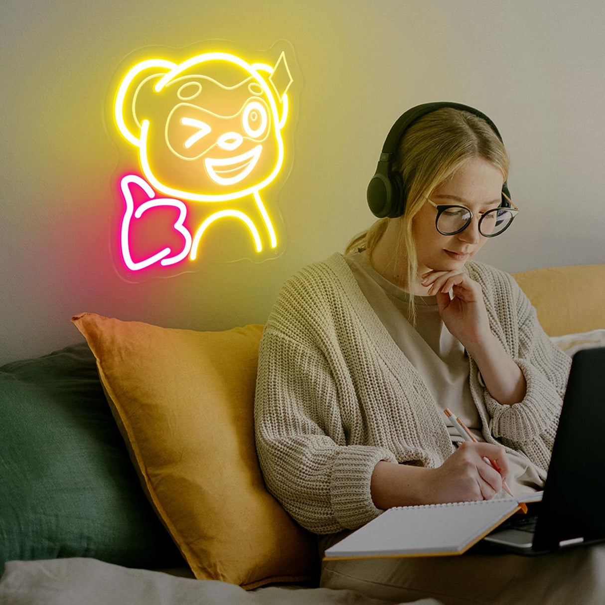 Thumbs Up LED Wall Light, 12x11 Inch USB-Powered Gaming Room Decor, Safe Silicone