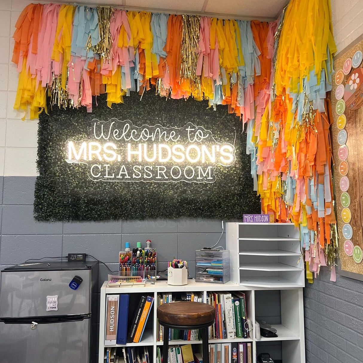 Teacher Name Neon Sign for Classroom, Personalized Welcome to Teacher's Classroom Led Light