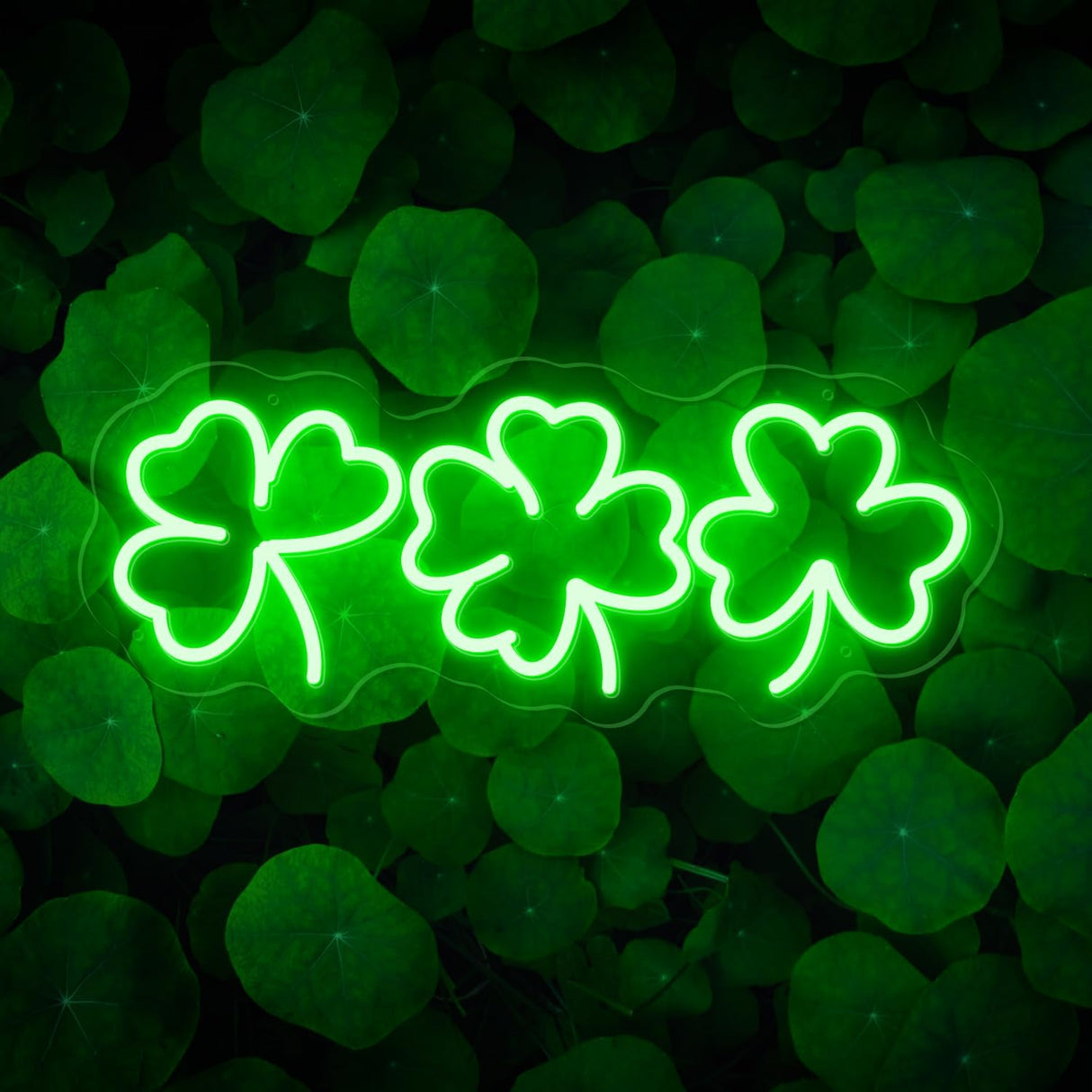 Shamrocks Neon Sign for St. Patrick's Day Wall Decor LED Sign Lucky Leaves for Gift, USB Powered Dimmable